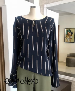 BLUSA BOTÃO GOLA MANGA PEPLUN BLUSA BOTÃO GOLA MANGA PEPLUN