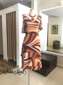 VESTIDO MIDI ESTAMPADO SAIA 2BABADOS VESTIDO MIDI ESTAMPADO SAIA 2BABADOS